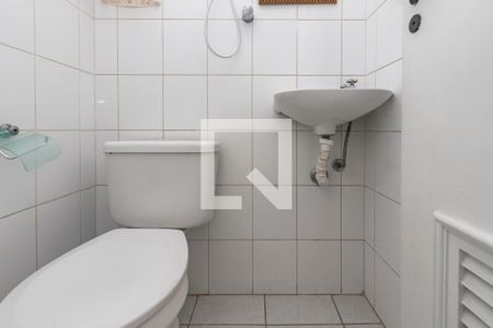 Apartamento para alugar com 100m², 3 quartos e 2 vagas Apartamento para alugar com 100m², 3 quartos e 2 vagasBanheiro de Serviço