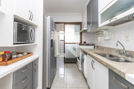 Apartamento para alugar com 100m², 3 quartos e 2 vagas Apartamento para alugar com 100m², 3 quartos e 2 vagasCozinha