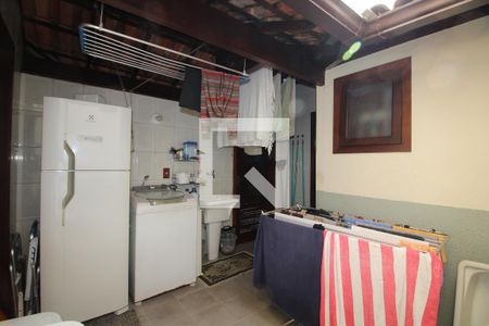 Casa de condomínio à venda com 262m², 3 quartos e 1 vagaÁrea de Serviço