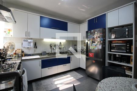 Casa de condomínio à venda com 262m², 3 quartos e 1 vagaCozinha