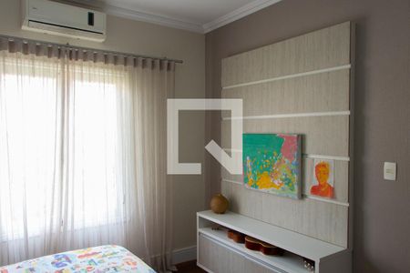 Casa de condomínio à venda com 384m², 4 quartos e 4 vagas Casa de condomínio à venda com 384m², 4 quartos e 4 vagasSUITE 1