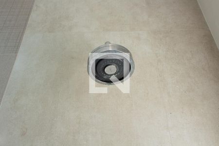 Casa de condomínio à venda com 384m², 4 quartos e 4 vagas Casa de condomínio à venda com 384m², 4 quartos e 4 vagasBANHEIRO