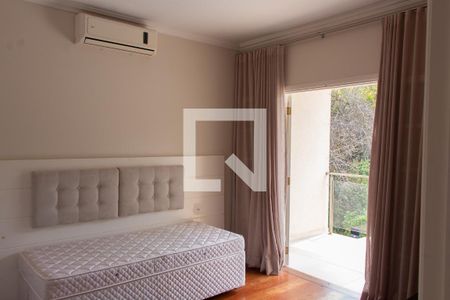 Casa de condomínio à venda com 384m², 4 quartos e 4 vagas Casa de condomínio à venda com 384m², 4 quartos e 4 vagasQUARTO 3