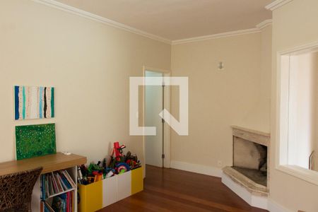 Casa de condomínio à venda com 384m², 4 quartos e 4 vagas Casa de condomínio à venda com 384m², 4 quartos e 4 vagasHALL PISO SUPERIOR