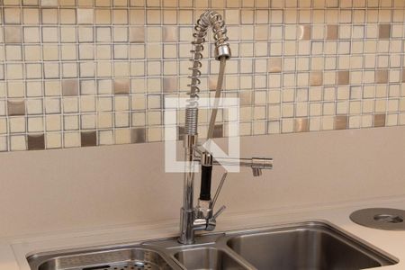 Casa de condomínio à venda com 384m², 4 quartos e 4 vagas Casa de condomínio à venda com 384m², 4 quartos e 4 vagasCOZINHA