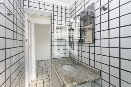 Apartamento à venda com 93m², 2 quartos e 1 vaga Apartamento à venda com 93m², 2 quartos e 1 vagaBanheiro