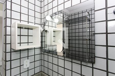 Apartamento à venda com 93m², 2 quartos e 1 vaga Apartamento à venda com 93m², 2 quartos e 1 vagaBanheiro