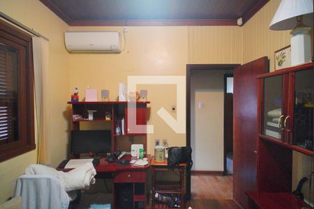 Casa à venda com 268m², 5 quartos e 3 vagas Casa à venda com 268m², 5 quartos e 3 vagasQuarto 2