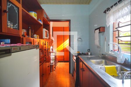 Casa à venda com 268m², 5 quartos e 3 vagas Casa à venda com 268m², 5 quartos e 3 vagasCozinha