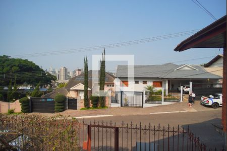 Casa à venda com 268m², 5 quartos e 3 vagas Casa à venda com 268m², 5 quartos e 3 vagasVista do Quarto 1