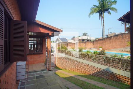 Casa à venda com 268m², 5 quartos e 3 vagas Casa à venda com 268m², 5 quartos e 3 vagasVista da Suíte