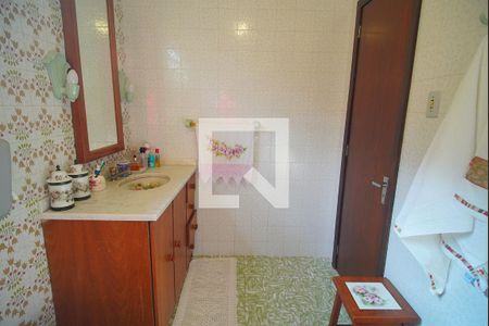 Casa à venda com 268m², 5 quartos e 3 vagas Casa à venda com 268m², 5 quartos e 3 vagasBanheiro da Suíte