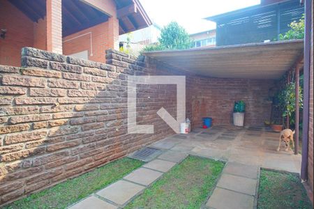 Casa à venda com 268m², 5 quartos e 3 vagas Casa à venda com 268m², 5 quartos e 3 vagasGaragem