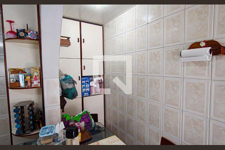 Casa de condomínio à venda com 256m², 4 quartos e 2 vagascozinha