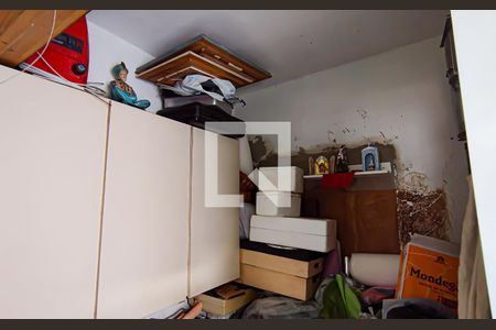 Casa de condomínio à venda com 256m², 4 quartos e 2 vagasquarto e banheiro de serviço