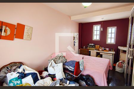 Casa de condomínio à venda com 256m², 4 quartos e 2 vagasquarto 3