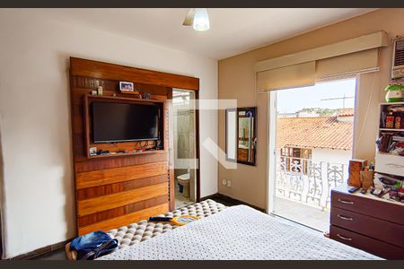 Casa de condomínio à venda com 256m², 4 quartos e 2 vagasquarto 2 - suite