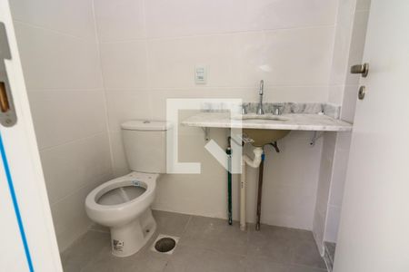 Apartamento à venda com 52m², 2 quartos e 1 vaga Apartamento à venda com 52m², 2 quartos e 1 vagaBanheiro Social