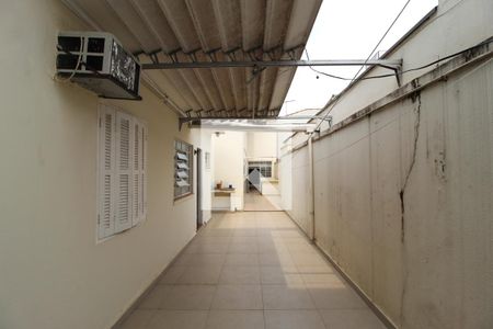 Casa à venda com 250m², 5 quartos e 2 vagasQuintal
