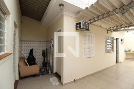Casa à venda com 250m², 5 quartos e 2 vagasQuintal