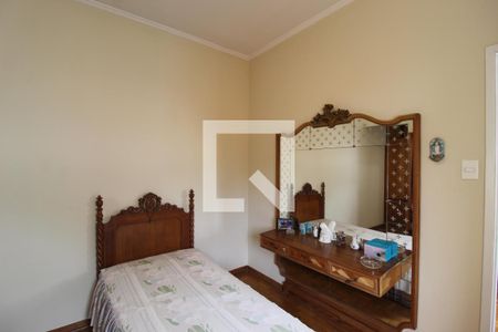 Casa à venda com 250m², 5 quartos e 2 vagasQuarto 3 - Suíte