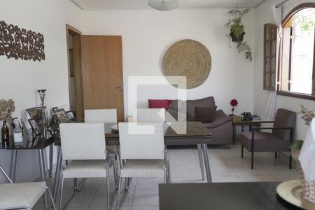 Casa à venda com 360m², 3 quartos e 8 vagasCozinha - casa 1