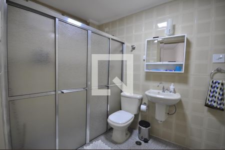 Casa à venda com 280m², 3 quartos e 2 vagasBanheiro de Serviço