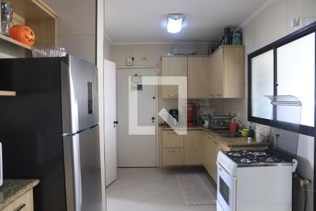 Apartamento à venda com 99m², 3 quartos e 2 vagasCozinha