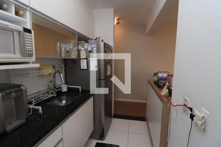 Apartamento à venda com 84m², 3 quartos e 2 vagasCozinha 