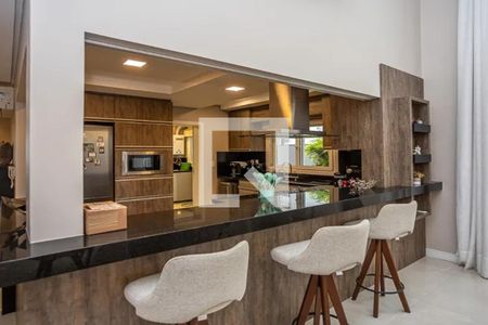 Casa de condomínio à venda com 337m², 3 quartos e 2 vagasCozinha