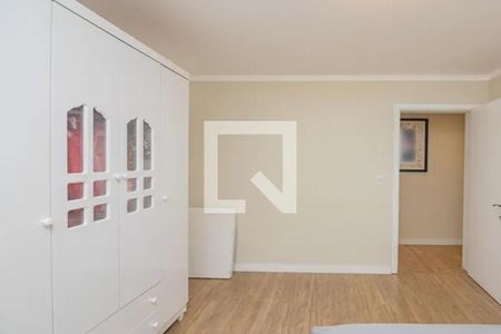 Casa à venda com 303m², 4 quartos e 2 vagasQuarto 3