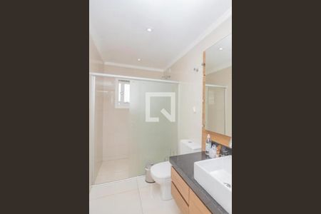 Casa à venda com 303m², 4 quartos e 2 vagasBanheiro