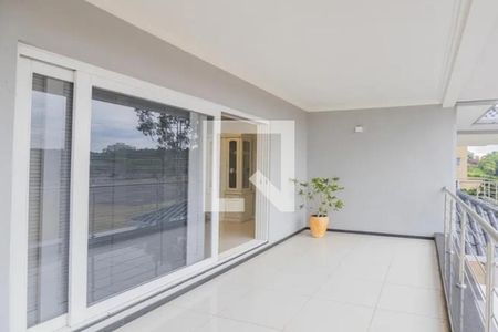 Casa à venda com 303m², 4 quartos e 2 vagasSacada/Quarto 2