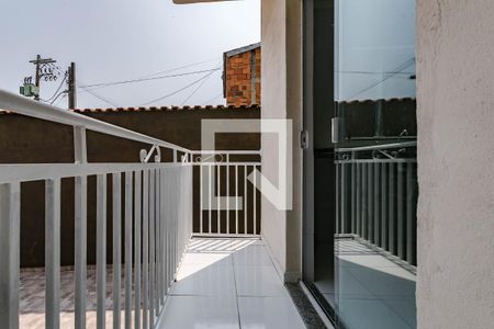 Sacada de casa para alugar com 2 quartos, 100m² em Jardim Cintia, Mogi das Cruzes