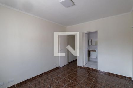 Suíte 1 de casa para alugar com 2 quartos, 160m² em Jardim Fernandes, São Paulo