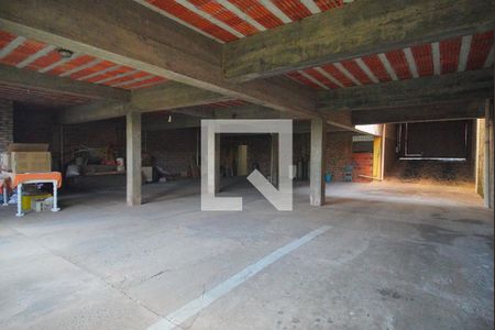 Casa para alugar com 900m², 4 quartos e 7 vagas Casa para alugar com 900m², 4 quartos e 7 vagasGaragem