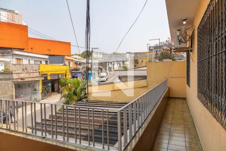Varanda da sala  de casa para alugar com 2 quartos, 80m² em Canhema, Diadema