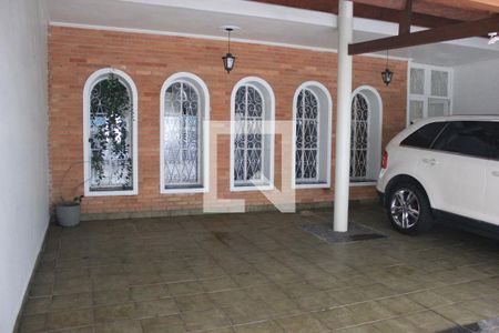 Casa à venda com 200m², 3 quartos e 3 vagasGaragem