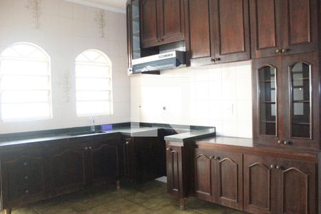 Casa à venda com 200m², 3 quartos e 3 vagasCozinha