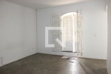 Casa à venda com 200m², 3 quartos e 3 vagasSuíte