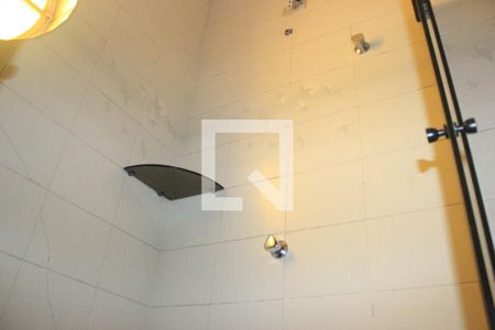 Casa à venda com 200m², 3 quartos e 3 vagasBanheiro 3