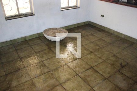 Casa à venda com 200m², 3 quartos e 3 vagasDepósito