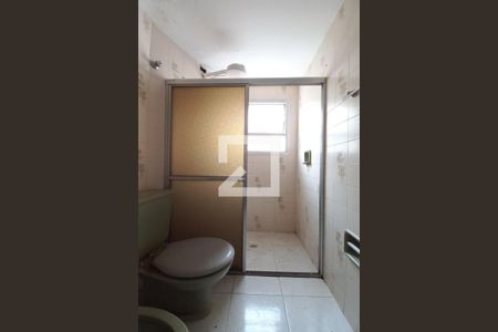 Banheiro de apartamento para alugar com 1 quarto, 55m² em Vila Itapura, Campinas