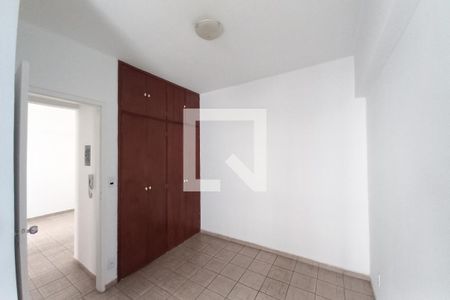 Quarto  de apartamento para alugar com 1 quarto, 55m² em Vila Itapura, Campinas