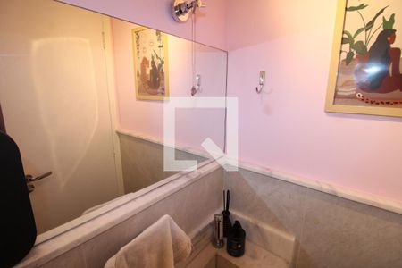 Casa à venda com 50m², 2 quartos e 1 vagaLavabo