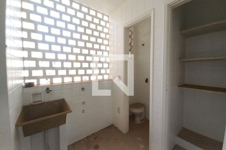 Apartamento à venda com 122m², 3 quartos e sem vaga Apartamento à venda com 122m², 3 quartos e sem vagaÁrea de Serviço