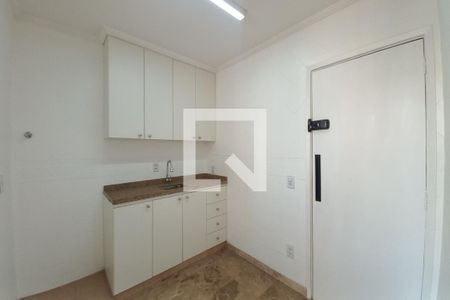Apartamento à venda com 122m², 3 quartos e sem vaga Apartamento à venda com 122m², 3 quartos e sem vagaCozinha