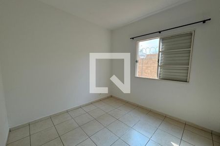 Quarto 1 de apartamento para alugar com 2 quartos, 45m² em Jardim Interlagos, Ribeirão Preto