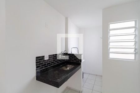 Apartamento para alugar com 50m², 2 quartos e 1 vaga Apartamento para alugar com 50m², 2 quartos e 1 vagaCozinha e Área de Serviço