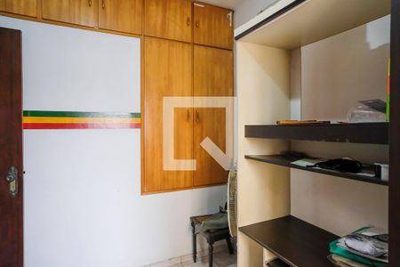 Casa à venda com 200m², 3 quartos e 2 vagasQuarto 1